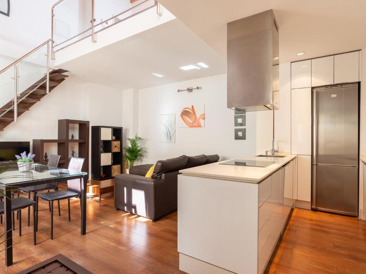 Lu&Cia Duplex City Center Malaga Luaran gambar